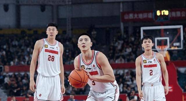 CBA热门球队集训照曝光，队员磨砺自我提升实力的简单介绍