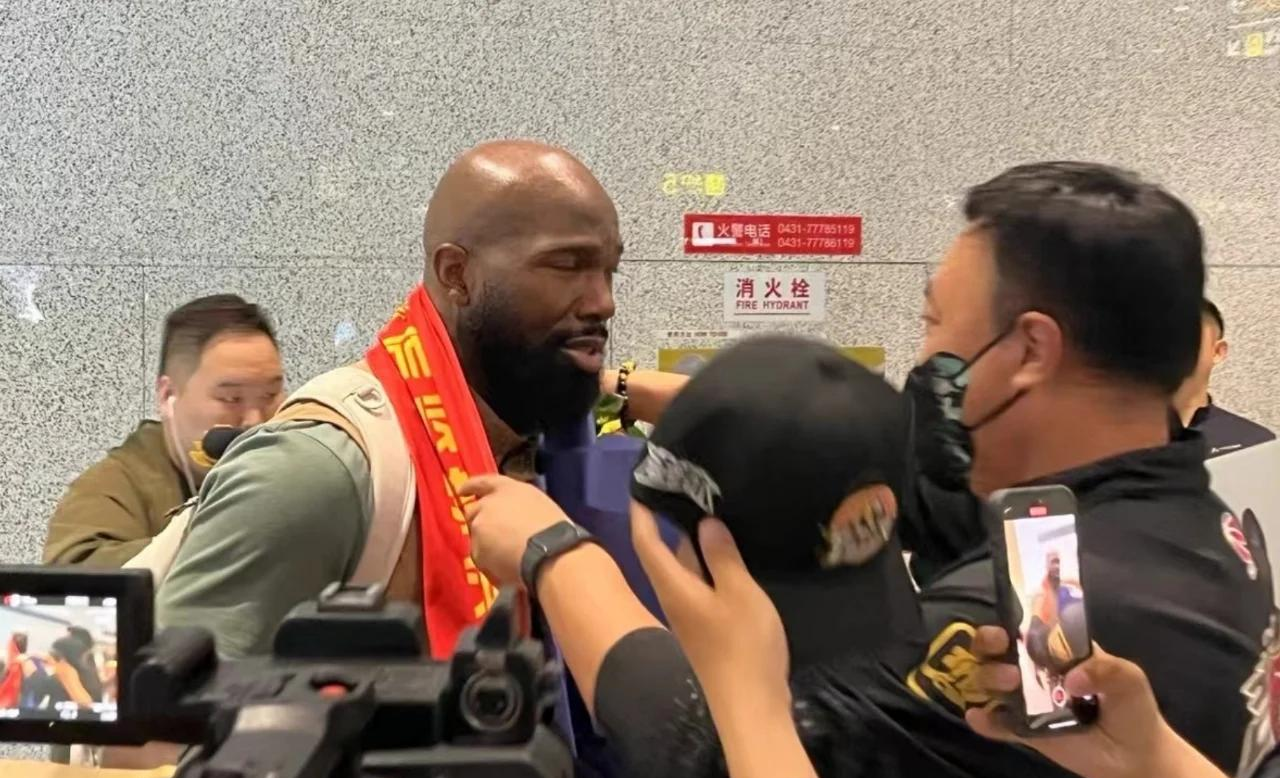 包含海因克斯任命马德里头号强帅，改变球队命运的词条
